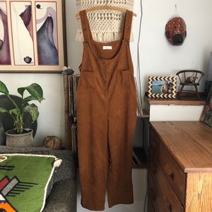 Corduroy jumpsuit/overalls